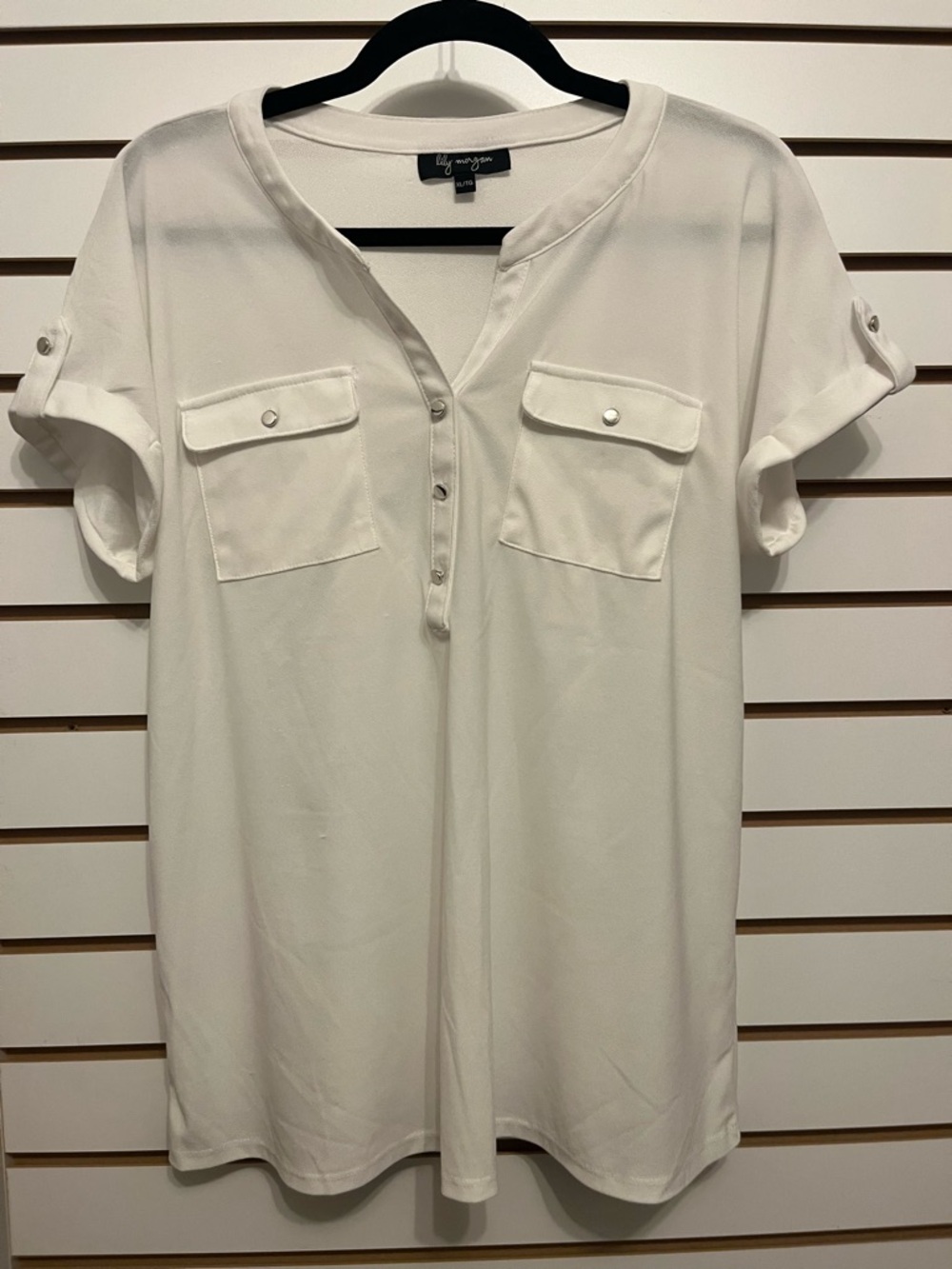 🧡 3/$15 Lily Morgan Women's Short-Sleeve Button Front Blouse in White